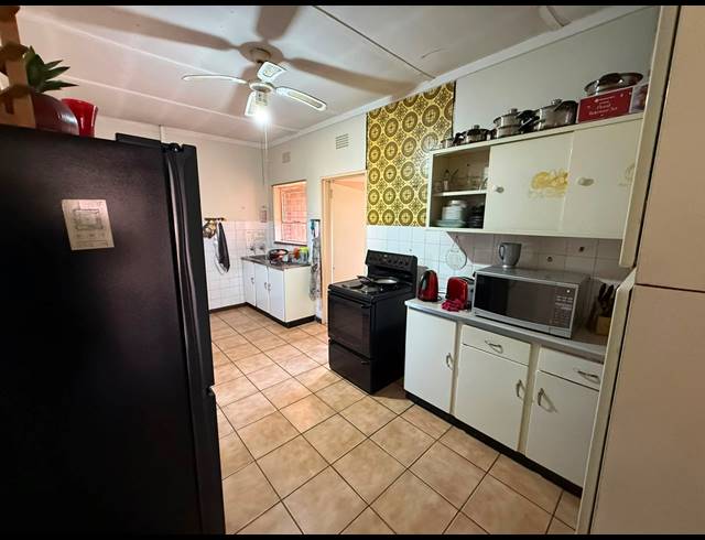 4 BEDROOM HOUSE FOR SALE IN VANDERBIJLPARK CE 3